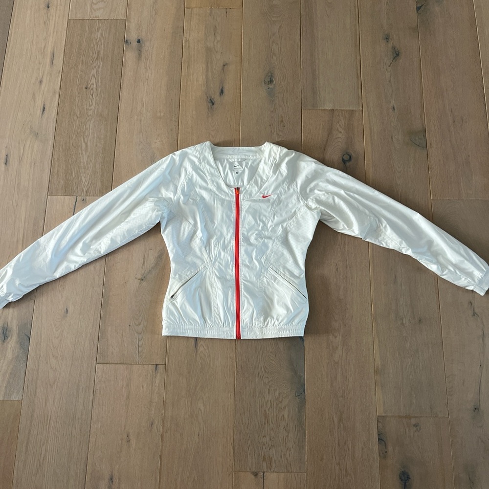 Nike Women's White Windbreaker Tennis Jacket with Red/Orange Accents